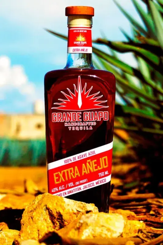 Grande Guapo Handcrafted Tequila Extra Anejo bottle