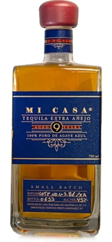 Mi Casa Small Batch 9Y Extra Añejo bottle
